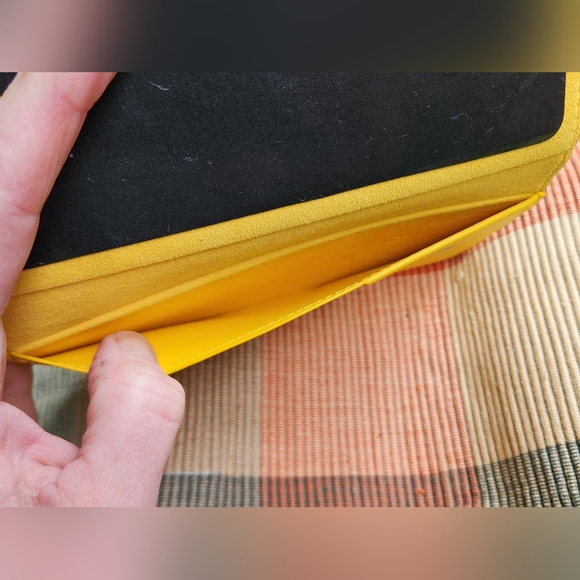 Authentic Louis Vuitton Monogram Folio Iphone 7+ Case Yellow M63405 LV K6580 - Picture 14 of 15